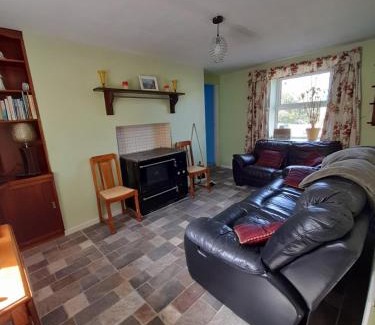 Termon Casa | Granny's cottage, a lovely lakeside cottage