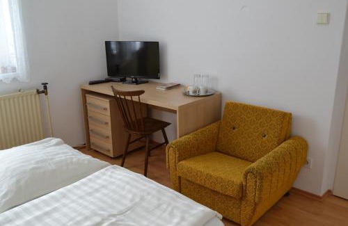 Svaty Jur Casa | Granny's