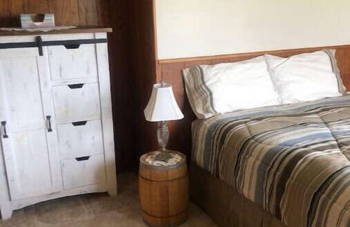 Ignacio Casa | Granny’s Vintage Farmhouse