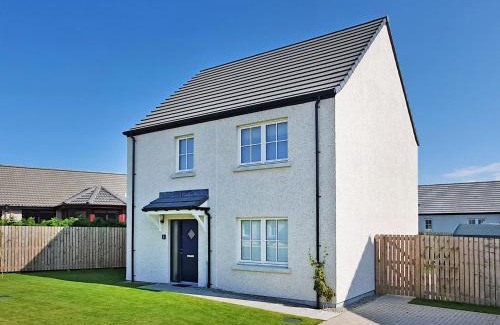 Dornoch Casa | Grant Crescent