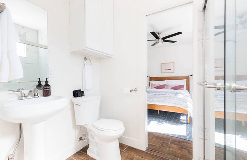 Stockton Apartamento | 7 habitaciones, 2 unidades, hogar con amplio patio | 5 minutos de Gaslamp Quarter y Balboa Park ❤ por AvantStay