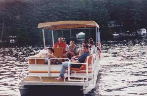 Brantingham Casa | Grant Island Waterfront Cottage Brantingham Lk - HotTub, Pontoon Boat, Pets