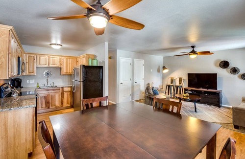 Martinez Park Casa | Grant Old Town Flat ~ Arriba