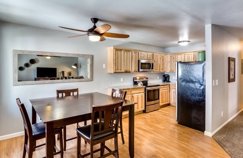 Martinez Park Casa | Grant Old Town Flat ~ Arriba