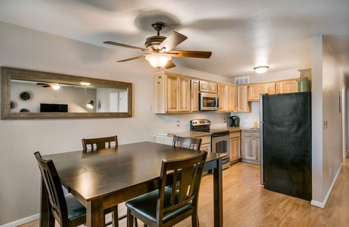Martinez Park Casa | Grant Old Town Flat ~ Abajo