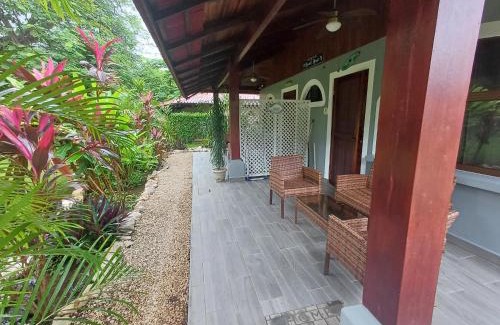 Potrero Apartamento | Gray Beach House