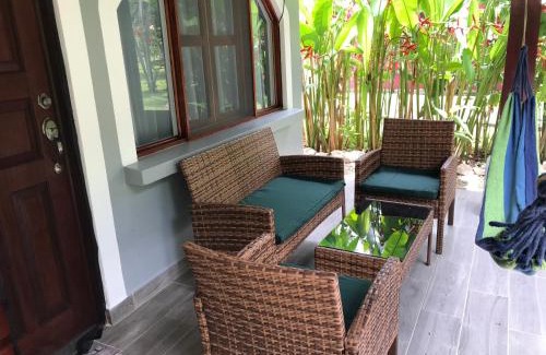 Potrero Apartamento | Gray Beach House
