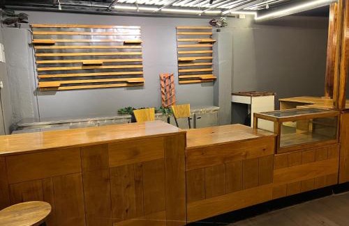 Lusaka Cabina | Gray House Lodge