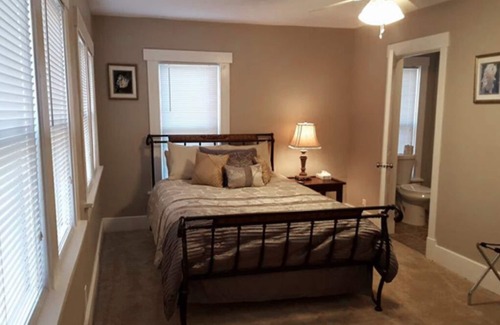 Fairbury Cama Y Desayuno | Grayhouse Inn - Room #9