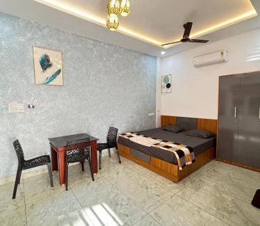 Kedavur Casa | GRAYSTONE HOMESTAY, Omassery