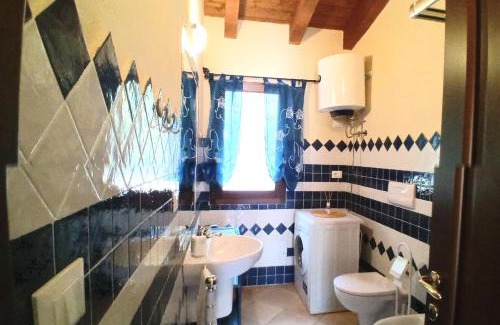 Castelsardo Apartamento | Grazioso attico vicino alla spiaggia e al centro