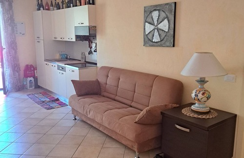 Tortoreto Apartamento | Grazioso bilocale nel "Borgo Il Castello", elegante struttura con piscine