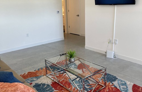 Midtown Condominio | Great 1 bd for travel nurse