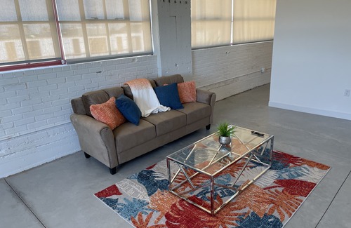 Midtown Condominio | Great 1 bd for travel nurse