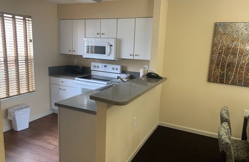 Berkeley Condominio | Great 4BDR/4BA combined unit sleeps 12 in Williamsburg, VA
