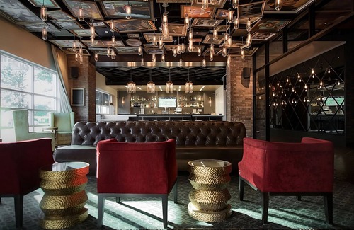 Downtown Las Vegas Hotel | Great Amenities Onsite! 3 Convenient Units! Minutes to The Neon Museum!