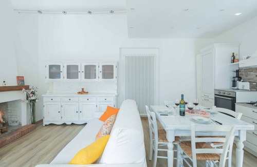 San Lorenzo a Merse Apartamento | Great apartment for Valentine's Day, near petriolo spa