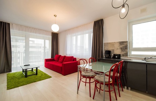 Tractorul Apartamento | Alojamiento con cama king + cerca del centro comercial Coresi-para 4