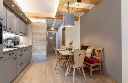 Haus im Ennstal Apartamento | Great apartment stay with a sauna and a balcony