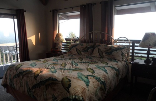 Honaunau-Napoopoo Cama Y Desayuno | Gran B&B, sin tarifa de limpieza, Crow's Nest, ambiente tranquilo