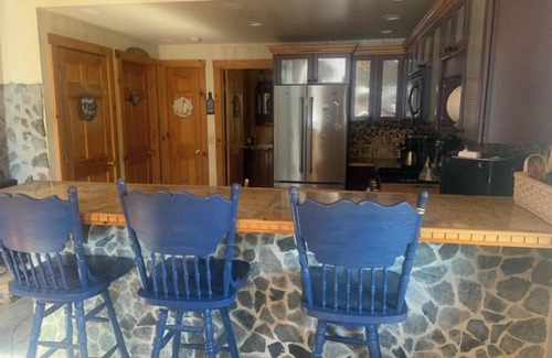 Ellsworth Cabina | Great cabin on a tidal river, just minutes from Acadia National Park.