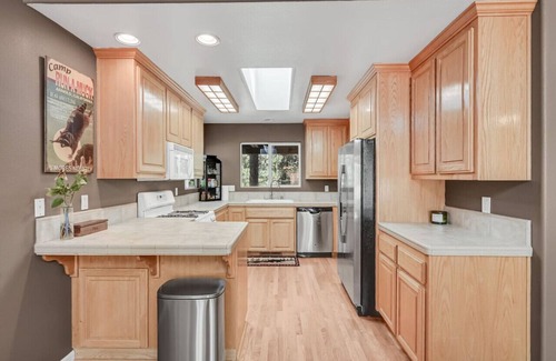 Arnold Cabina | Great Cabin w/ AC I Firepit I Fireplace I King bed