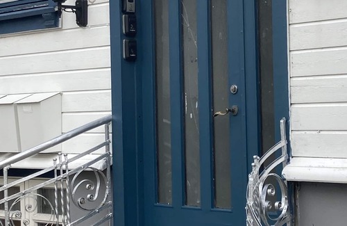 Alesund Casa | Great central apartment with view over water and church. 2 bedrooms.