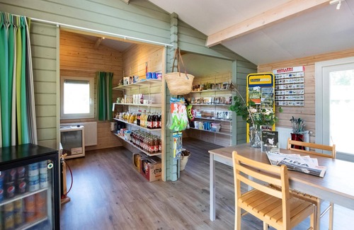 Zorgvlied Chalet De Esquí | Great chalet on park Drentheland