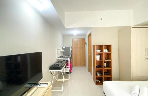 Duren Sawit Apartamento | Great Choice Studio Apartment Gateway Park LRT City Jatibening By Travelio