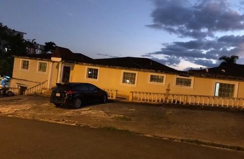 Barrio La Fortaleza Vieja Apartamento | Great deal for friends, couple and family
