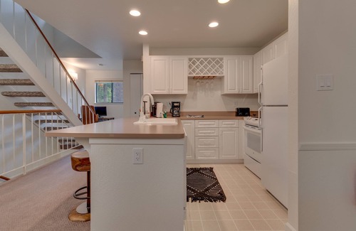 Carnelian Woods Casa | Great Escape: 3 BR, 2 BA Townhouse in Carnelian Bay, Sleeps 8