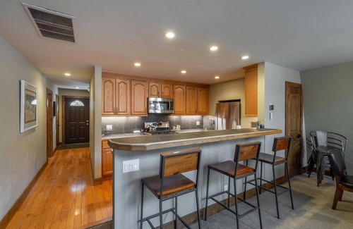 Lake Forest Casa | Great Escape - Dollar Point, Hot Tub, Dog-friendly