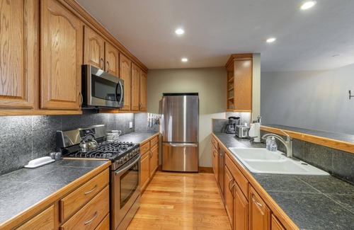 Lake Forest Casa | Great Escape - Dollar Point, Hot Tub, Dog-friendly