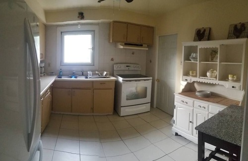 Wasaga Beach Cabina | Great Family Get Away - Wasaga Beach main wifi