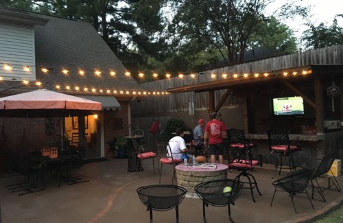 Tuscaloosa Casa | Gran hogar familiar cerca del estadio Impresionante patio trasero / patio trasero