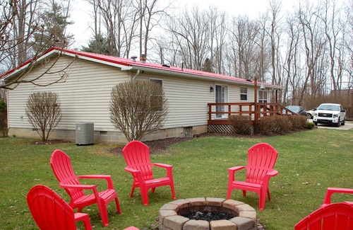 Cambridge Casa | Great family lake getaway and/or hunting retreat