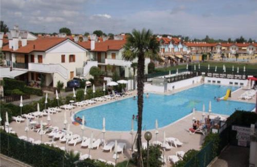 Rosapineta Apartamento | Great flat in a residence with pool in Rosolina