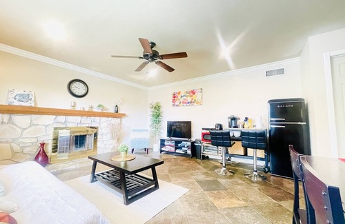 Orange Apartamento | ❤️ Great for Business&Family trips❤️3BD2 BA+Parking❤️