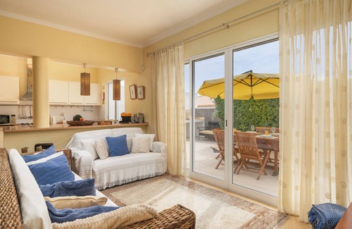 Pedras Pretas Casa | Great for families in Porto Santo - Casa da Graça