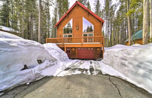 Soda Springs Casa | Great for Groups Soda Springs Cabin with Deck!
