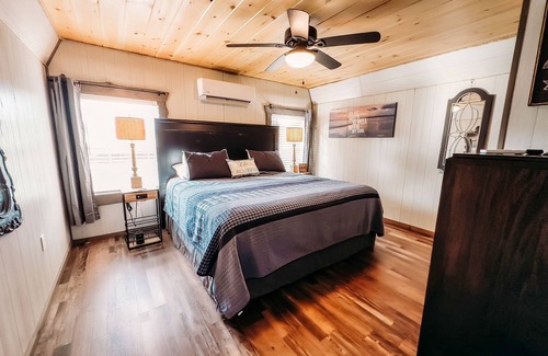 Oneida Otro | Great Getaway to Relax, close to Big Southfork National Recreational Area