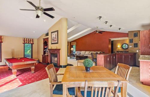 Painesville Casa | Great Group Getaway: Games Galore + Outdoor Oasis