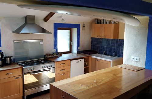 Guidel Casa | Great home for family vacations, yoga or meditation workshops.