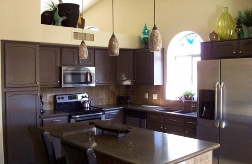 Arrowhead Ranch Casa | Great Home, gran precio, gran ubicación, w / piscina Construido a medida