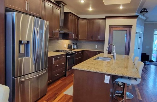 Inglewood Casa | Great house in Inglewood, walking distance to Zoo, Downtown, Restaurants