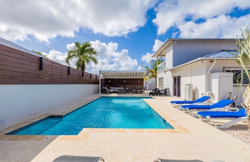 Cunucu Abao Casa | Great intro rates! Pool and patio just completed!