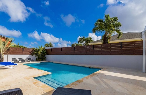 Cunucu Abao Casa | Great intro rates! Pool and patio just completed!