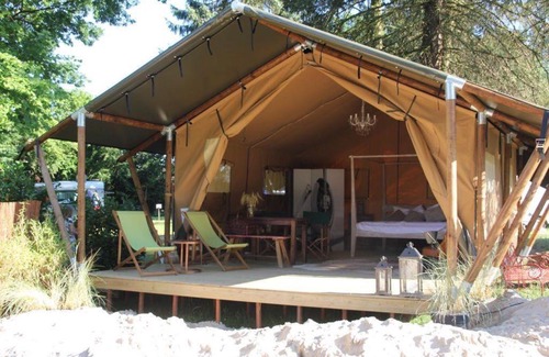 Großensee Apartamento | Great-Lake-Lodge-Spektakulaerer-Glampingurlaub-am-Grossensee