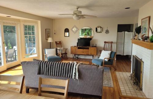 Frankfort Casa | Great Lakes Getaway - Incredible Lakefront!
