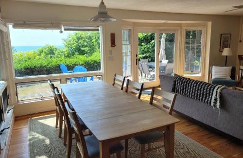 Frankfort Casa | Great Lakes Getaway - Incredible Lakefront!